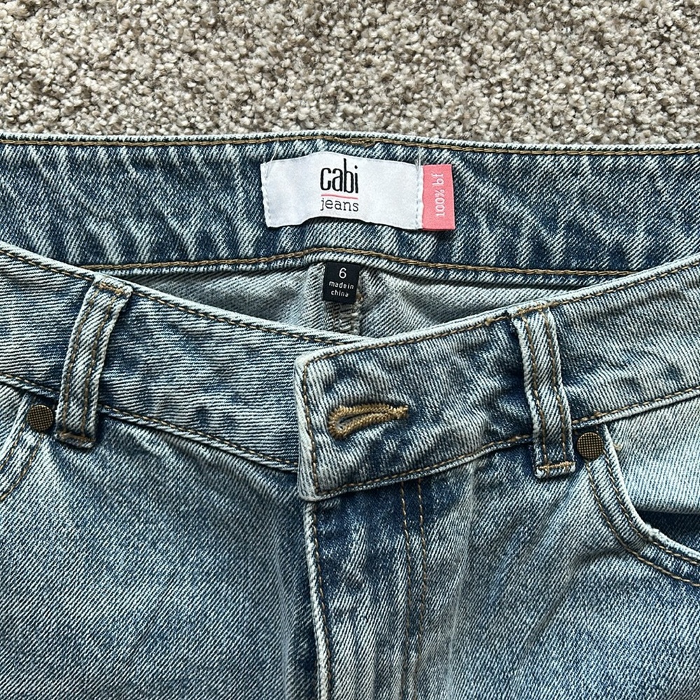 CAbi 100% Boyfriend Jeans, NWOT, size 6 - Picture 2 of 5